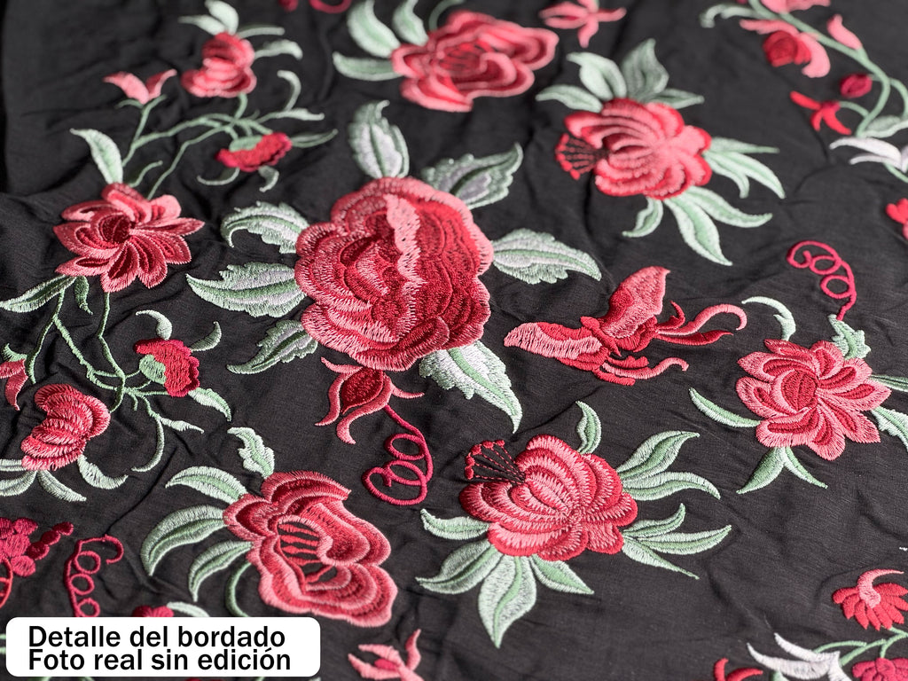 Manton de Flamenca Bordado – Ligero algodón 140X60  y con flecos corto 15cm