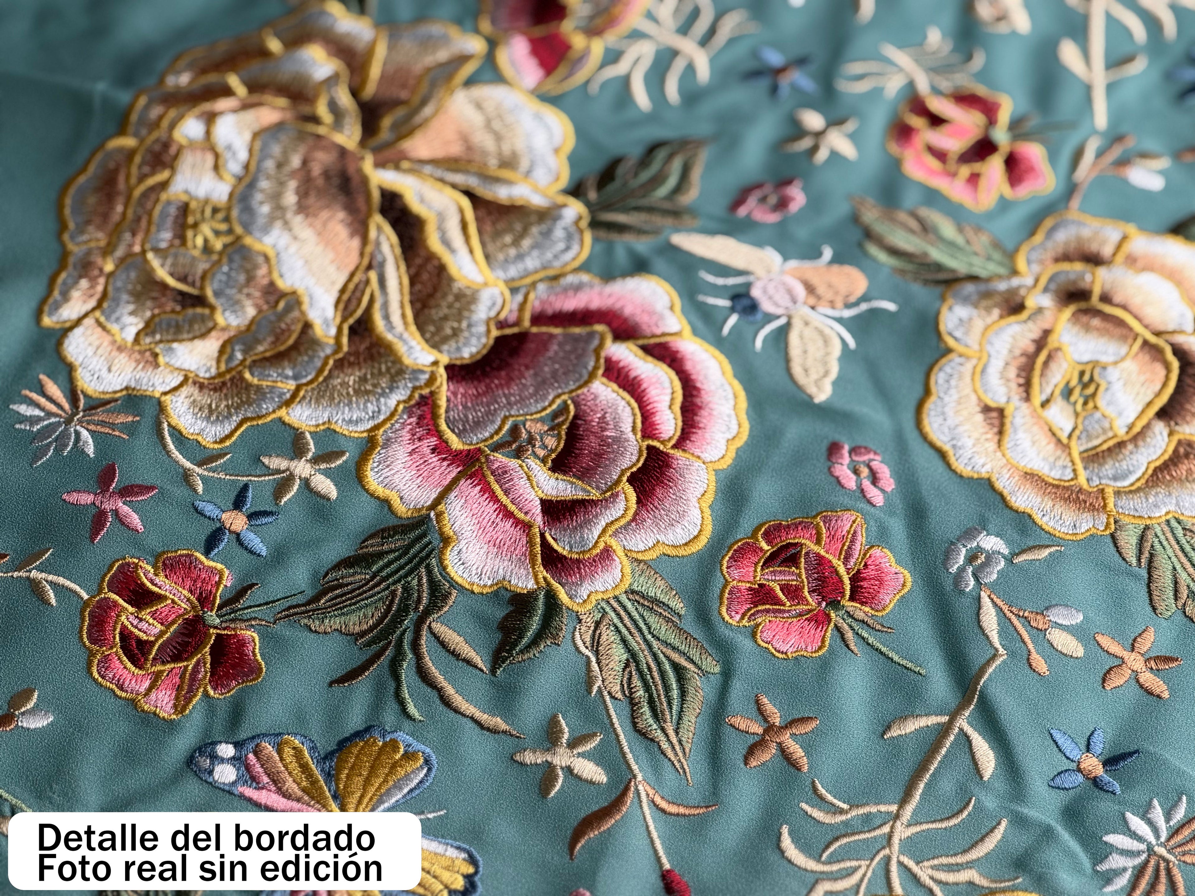 Mantón de Flamenco Bordado de Flores Doradas –  de Chiffón 140x50 con Flecos Largos 35cm