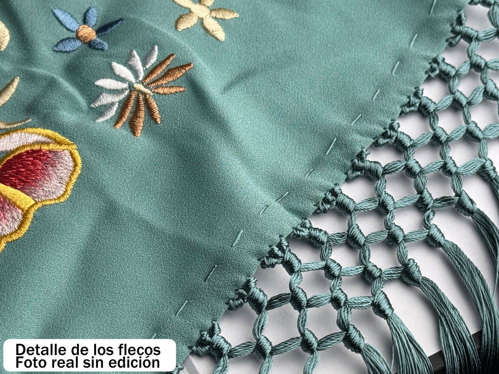 Mantón de Flamenco Bordado de Flores Doradas –  de Chiffón 140x50 con Flecos Largos 35cm